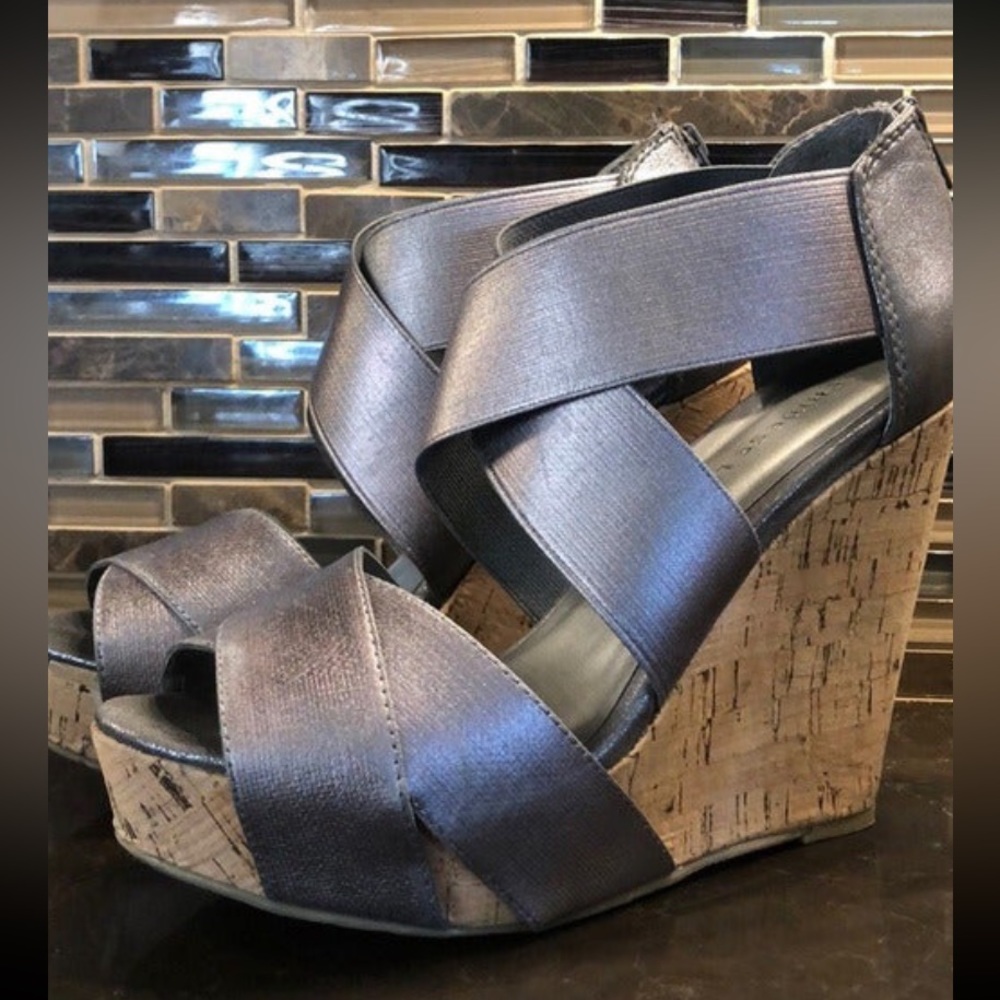 Chinese Laundry-“Dig It”-5 1/2 in cork wedge & Pewter stretchy straps..size 6.5